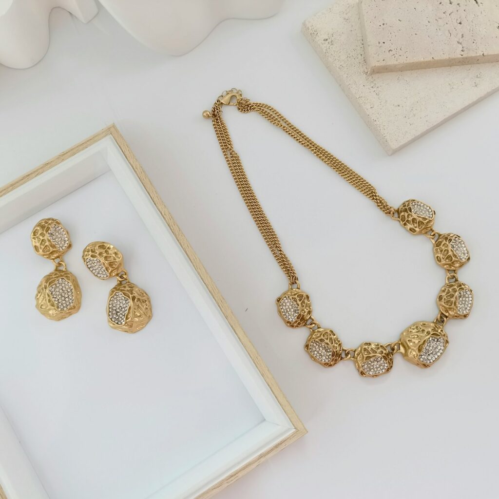 Minimalist Gold Chain Necklace